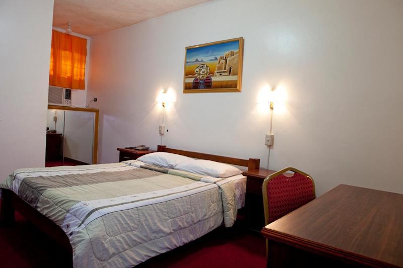 Phoenix Hotel Angeles Kültér fotó