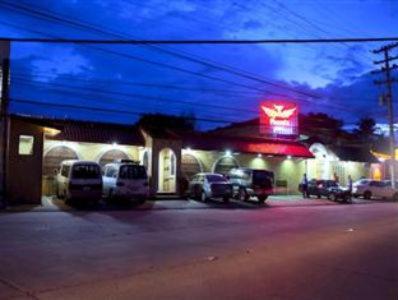 Phoenix Hotel Angeles Kültér fotó